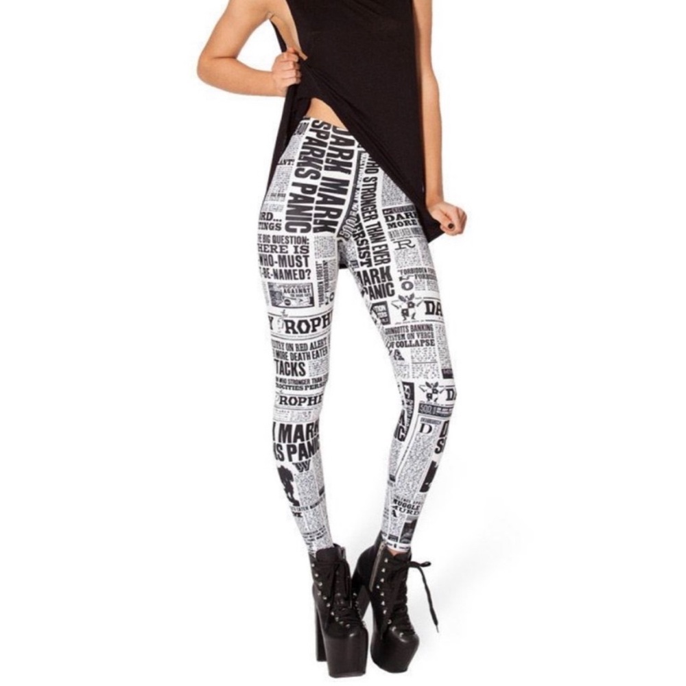 Harry Potter Hogwarts Daily Prophet Newspaper Leggings by Blackmilk